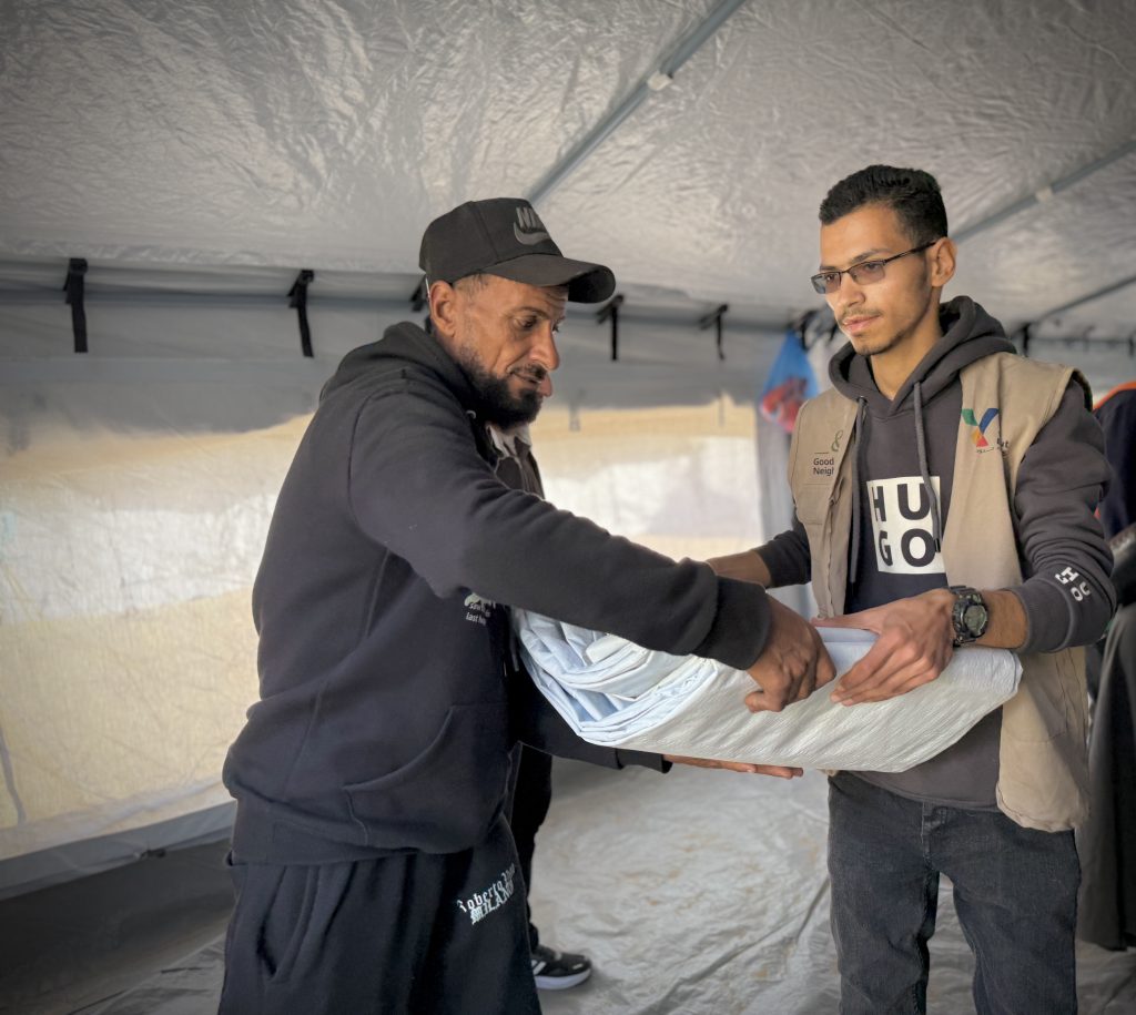 Youth Without Borders field activity photo 17